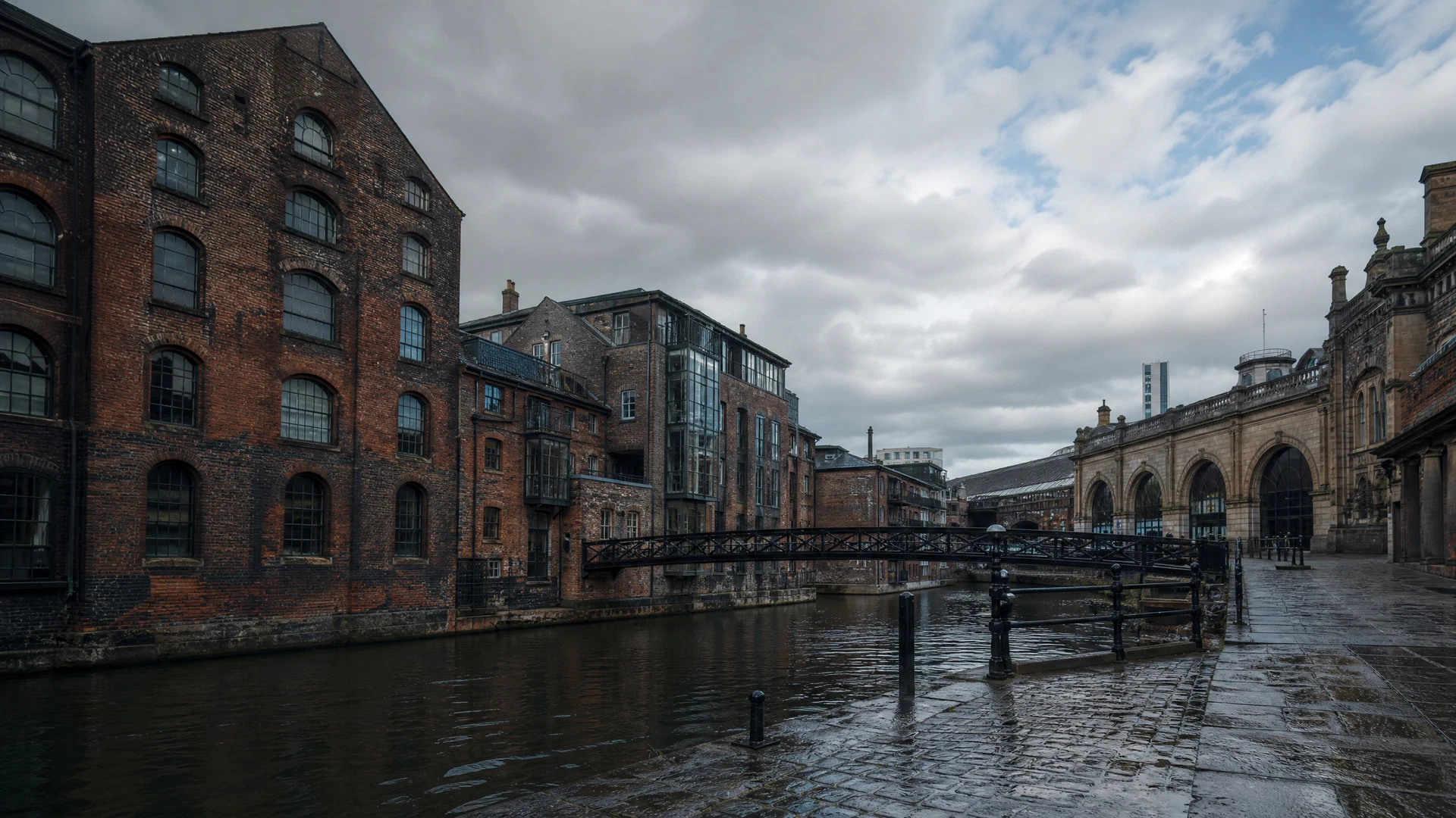 Leeds — Leeds Town Hall and the Corn Exchange